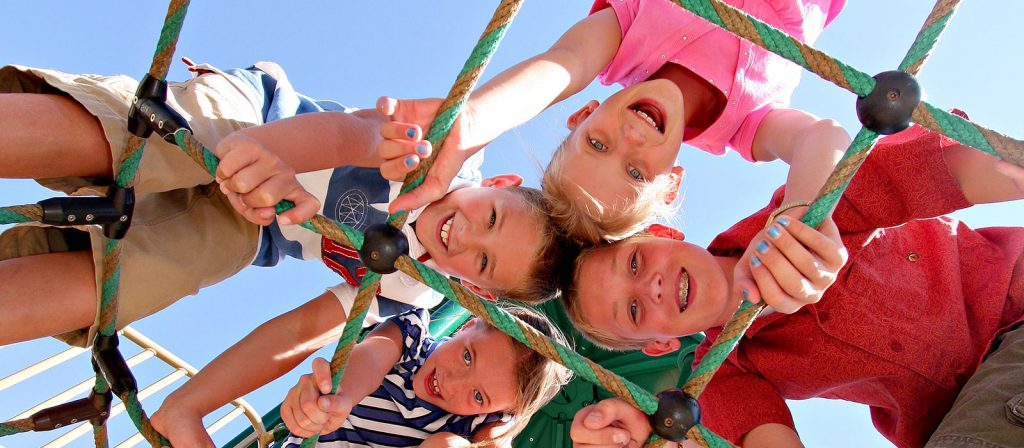 5 Holiday Event Ideas for Your Community Playground